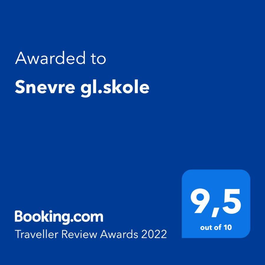 Snevre Gl.Skole Hotel Hjorring Exterior photo
